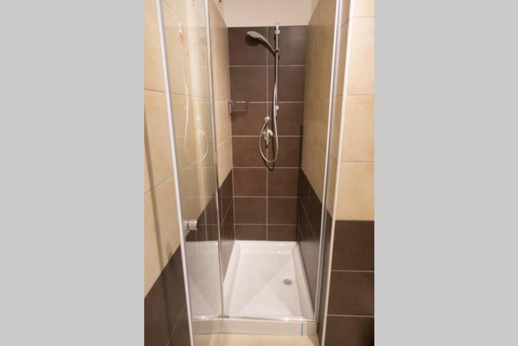Apartment Victoria, cozy studio flat near Leonardo Academy Sesto Calende Zewnętrze zdjęcie